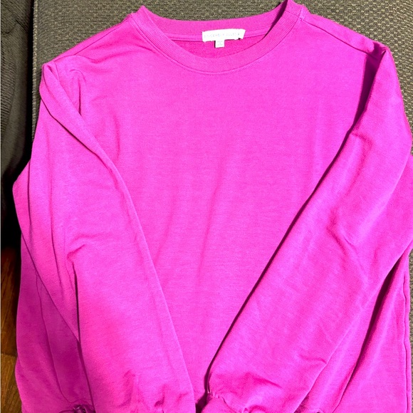 Top - Picture 2 of 3